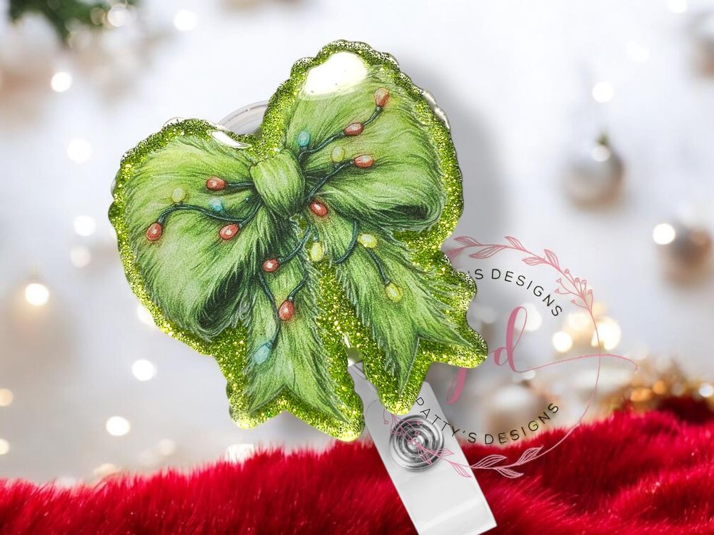Green Furry Bow, Christmas Badge Reel